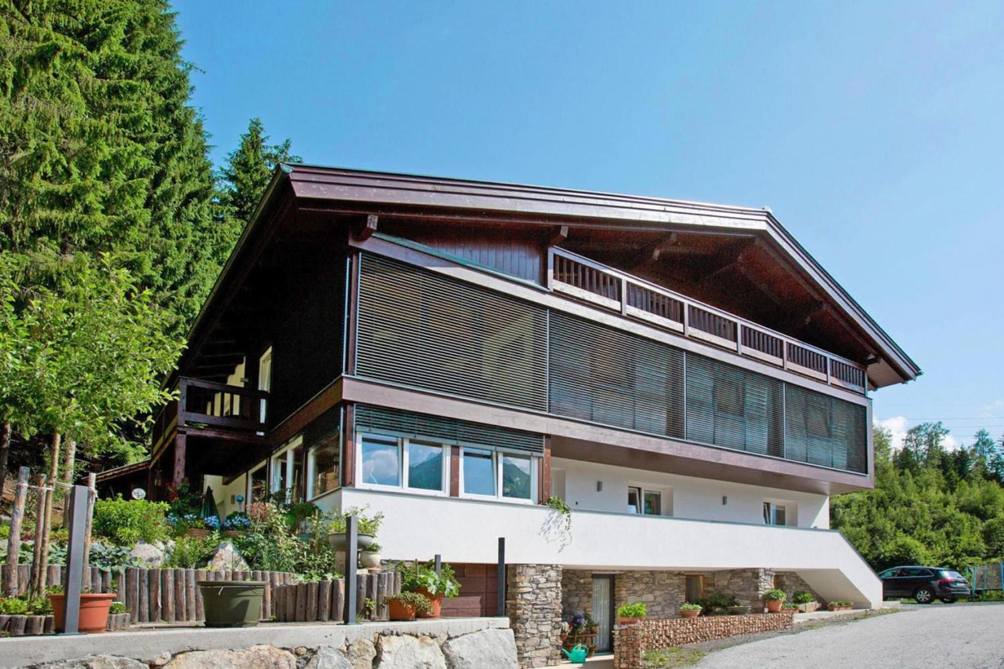 Apartment In Neukirchen With A Balcony Neukirchen am Großvenediger Eksteriør bilde