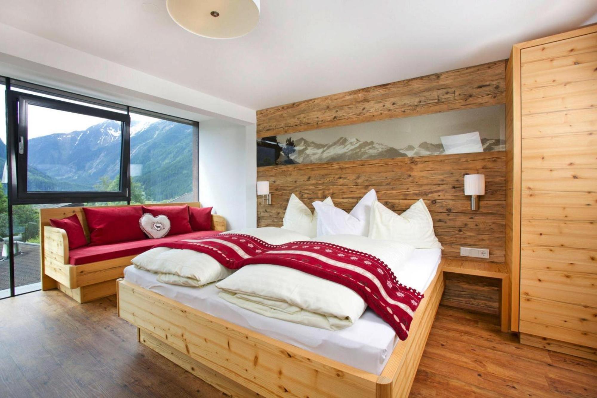 Apartment In Neukirchen With A Balcony Neukirchen am Großvenediger Eksteriør bilde